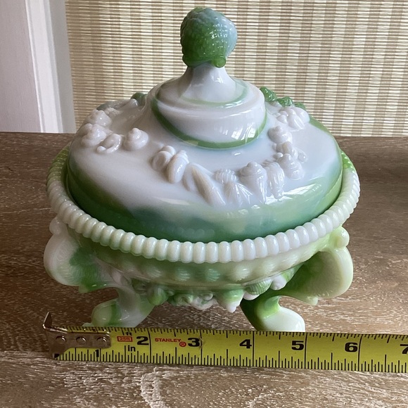 Vintage Westmoreland rare green and white Candy Dish with lid - Picture 12 of 14